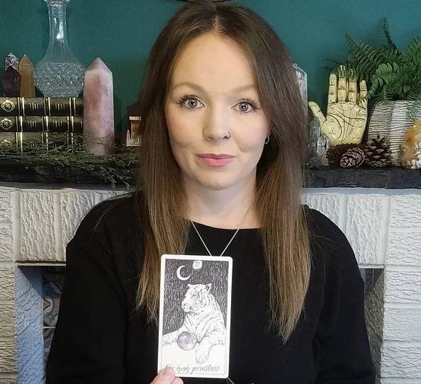 Amie, a tarot reader in manchester